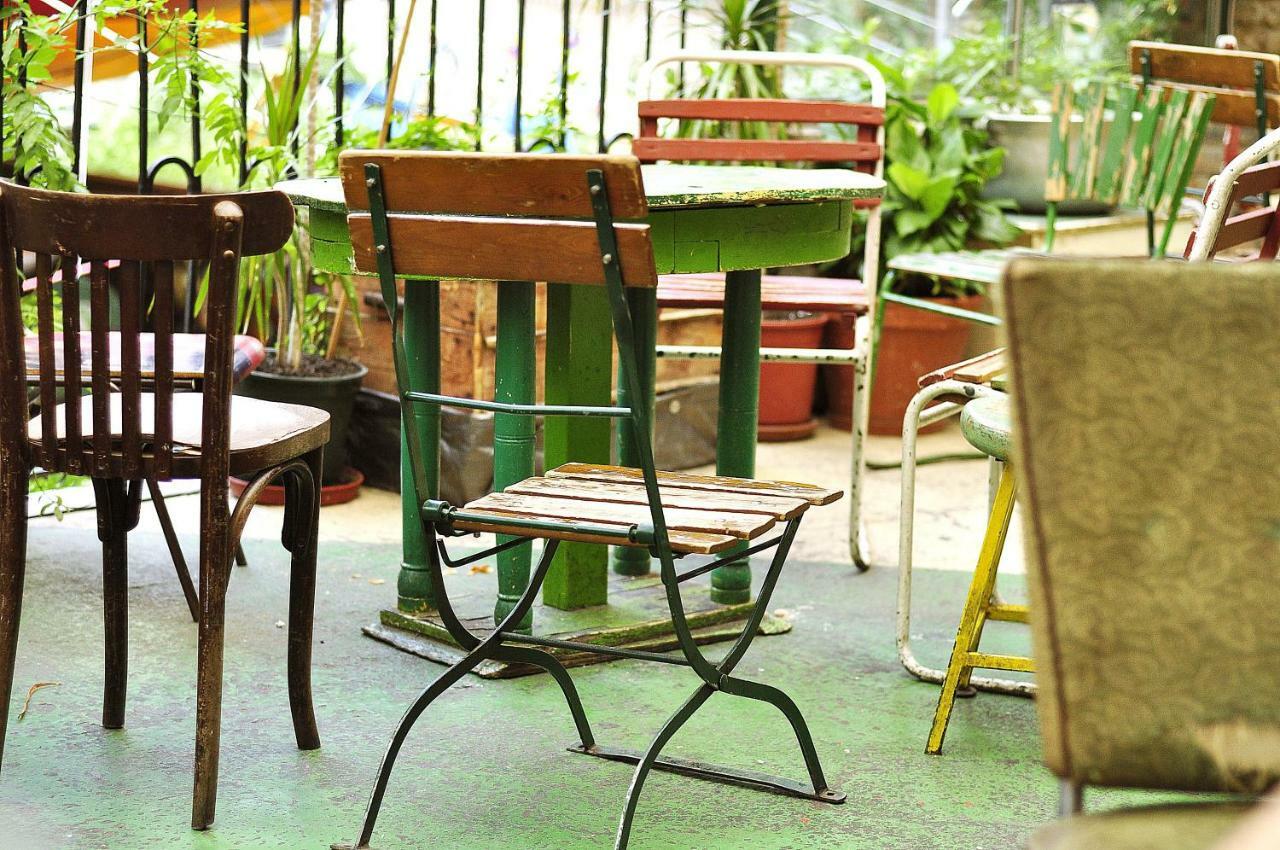 Gabi'S Central Broadway Nest @ Nagymezo Str Budapest Bagian luar foto
