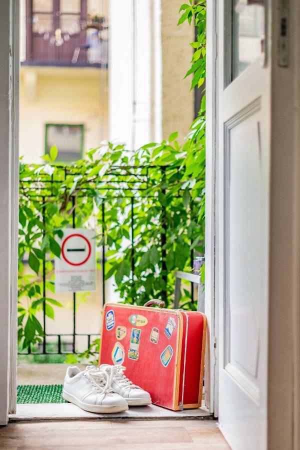 Gabi'S Central Broadway Nest @ Nagymezo Str Budapest Bagian luar foto